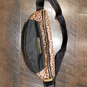 Petunia pickle bottom bag